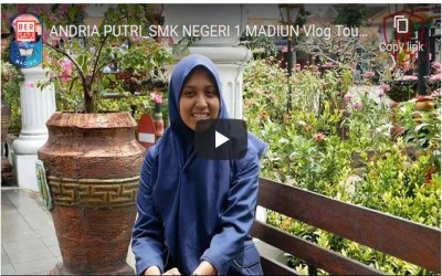 ANDRIA PUTRI_SMK NEGERI 1 MADIUN Vlog Tourism_PAHLAWAN STREET CENTER